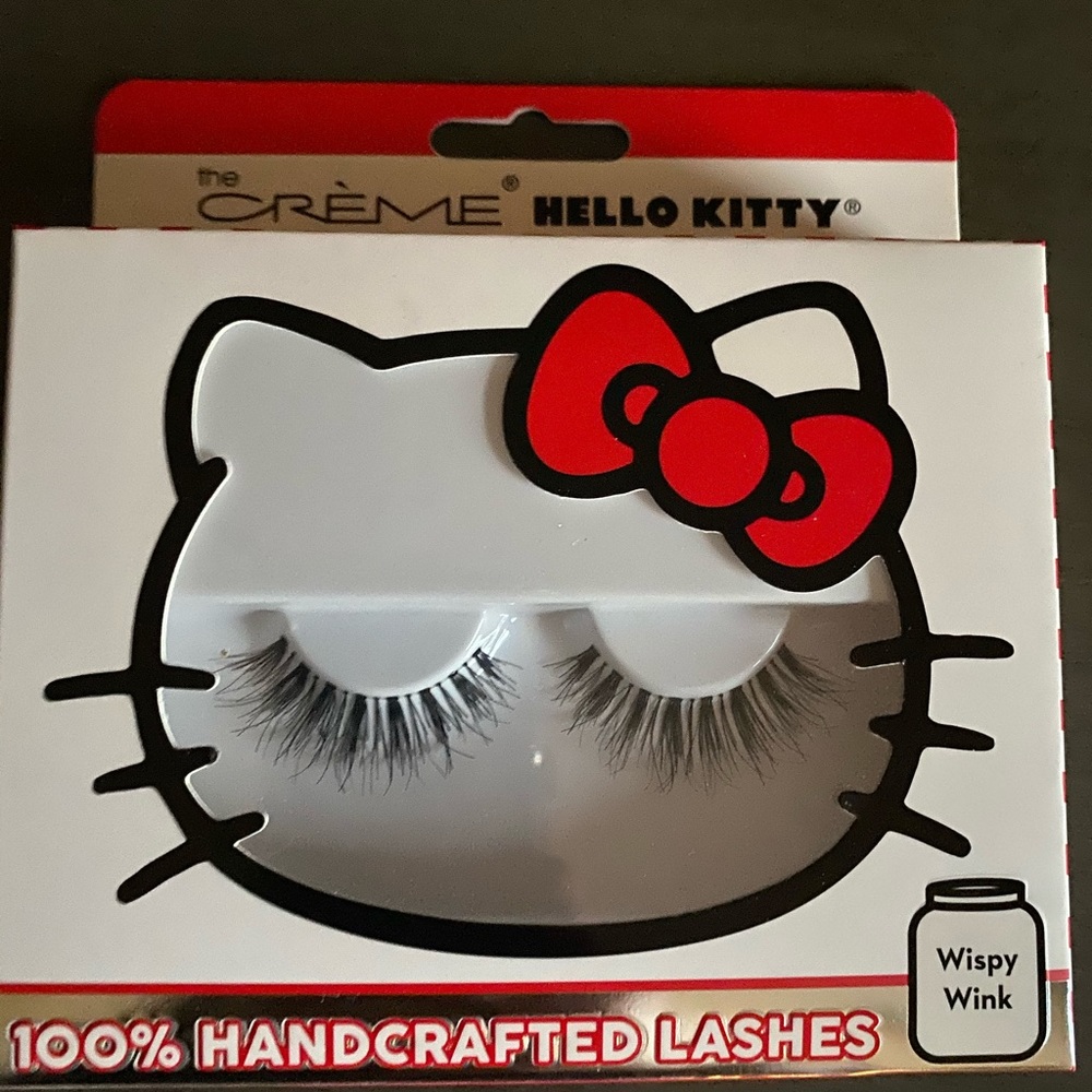Hello Kitty Eyelashes the creme shop NEW